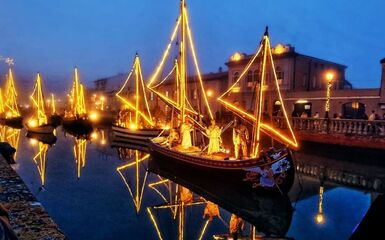 Prodigio e convivio: il presepe sulle acque e la festa degli auguri