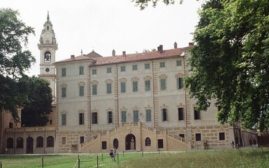 Santena - Il Castello di Cavour e la Sagra dell' Asparago